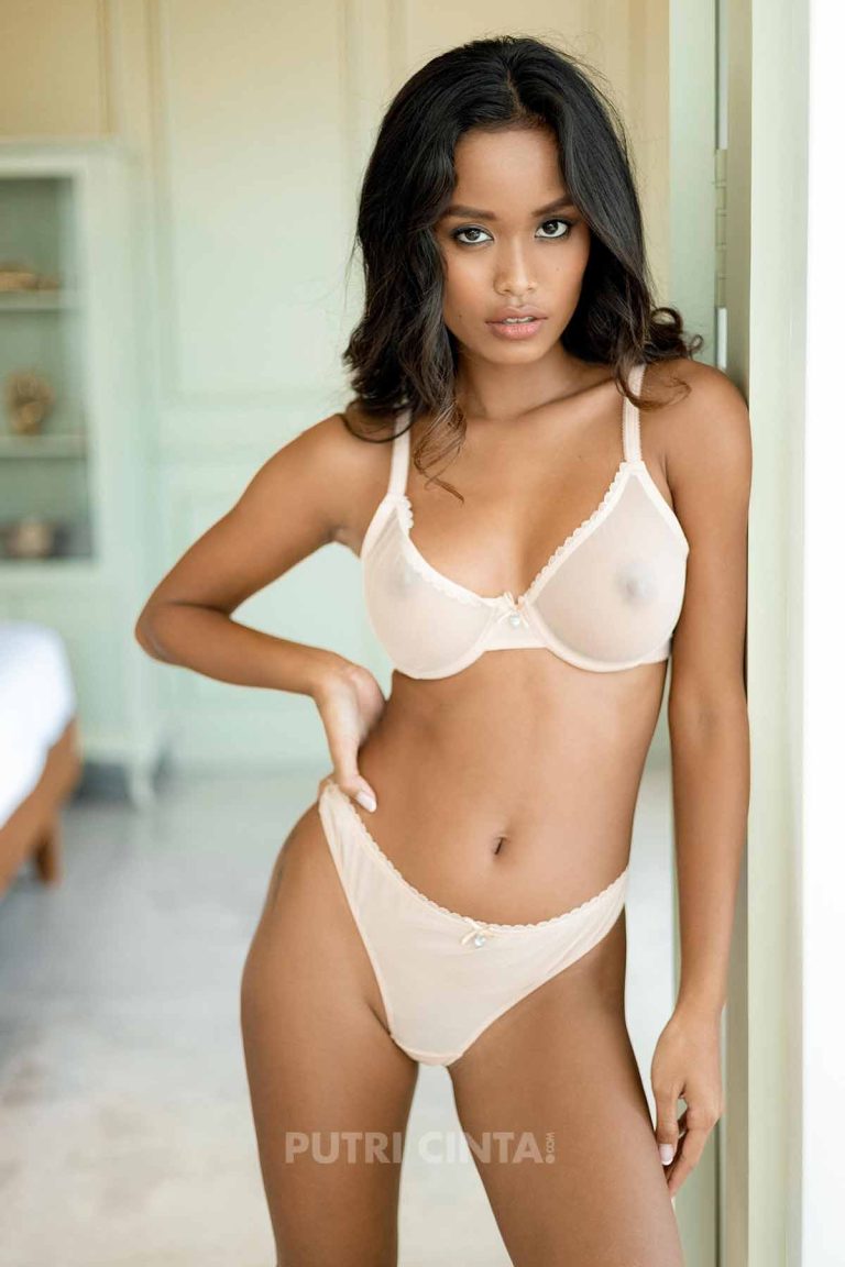 putri cinta 156 photoset 0039 gFvemcPZ