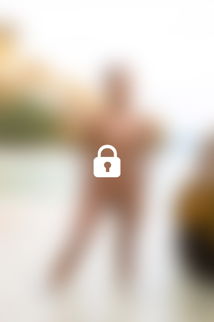 putri cinta 199 photoset 0026 blur