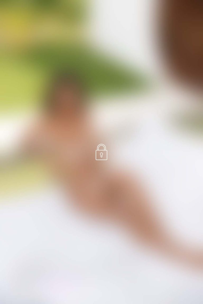 putri cinta 245 photoset 0011 BLUR