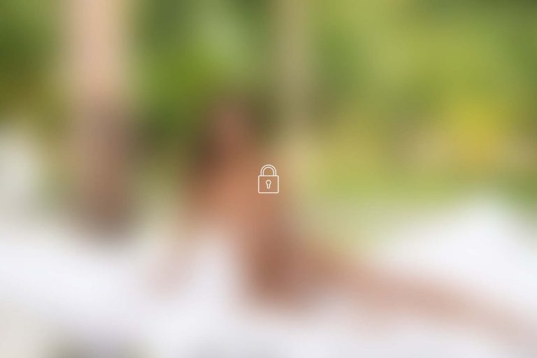 putri cinta 245 photoset 0015 BLUR