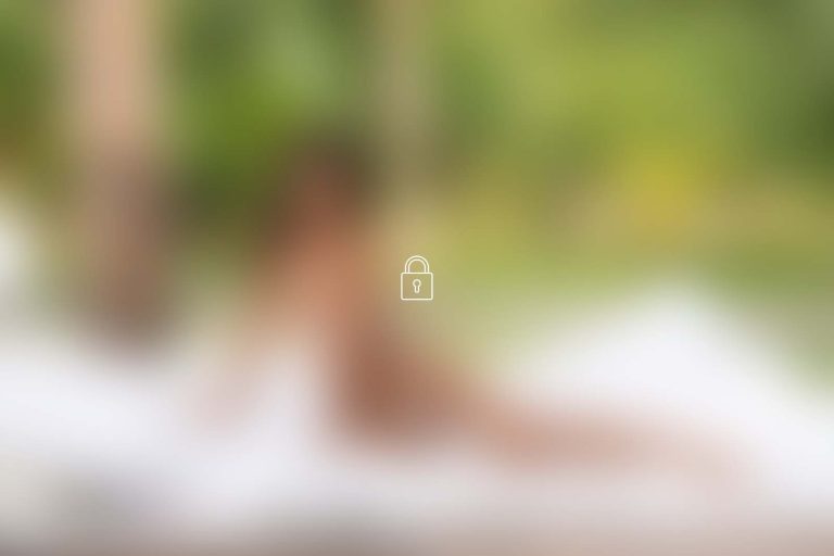 putri cinta 245 photoset 0016 BLUR