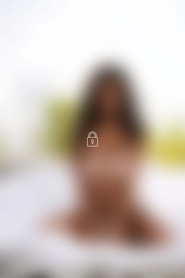 putri cinta 245 photoset 008 BLUR