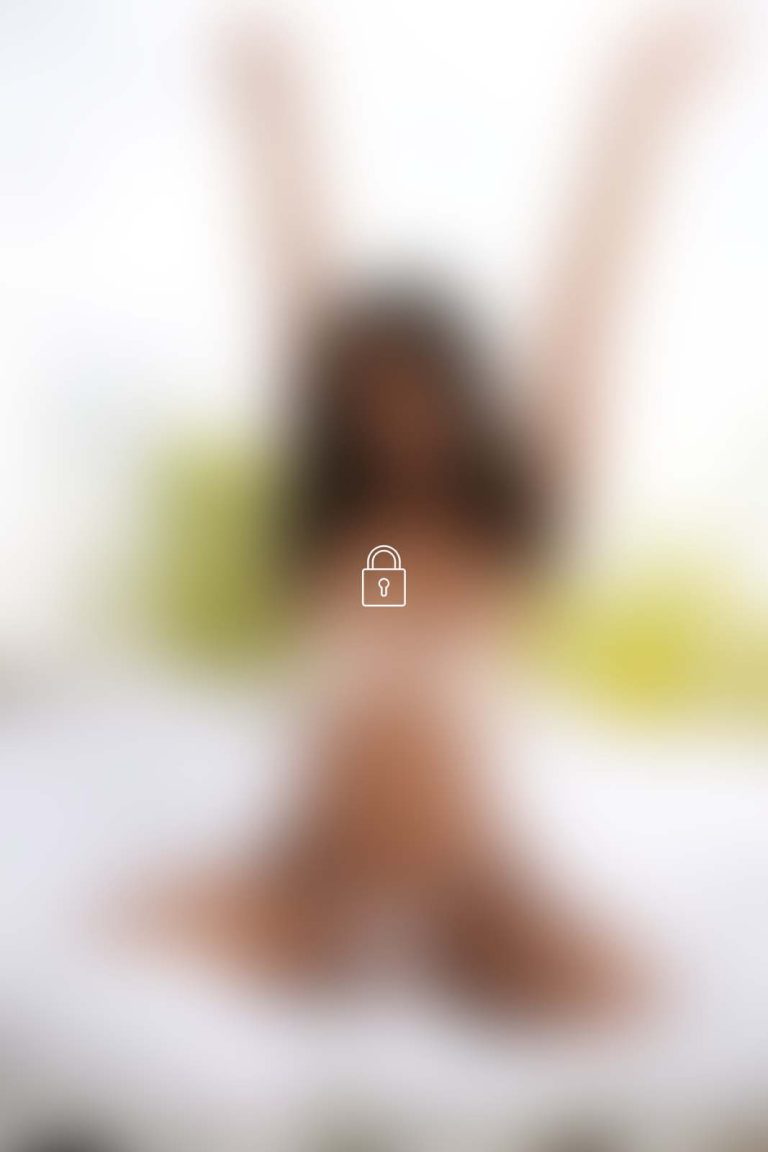 putri cinta 245 photoset 009 BLUR