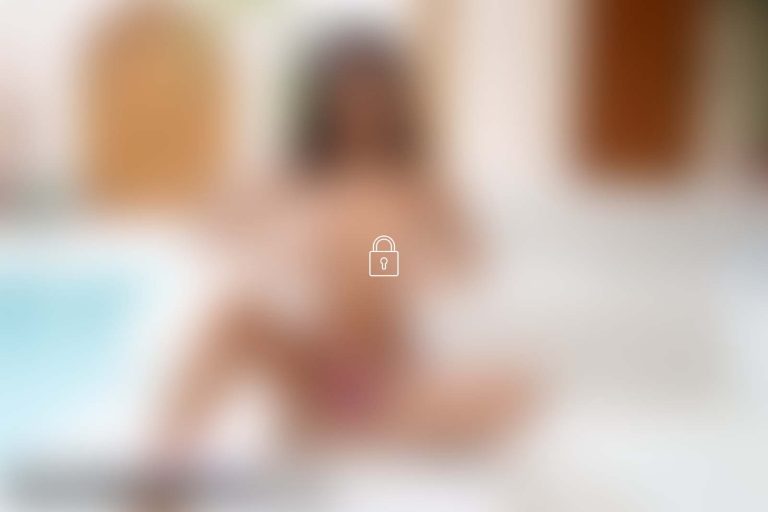 putri cinta 303 photoset 0063 BLUR