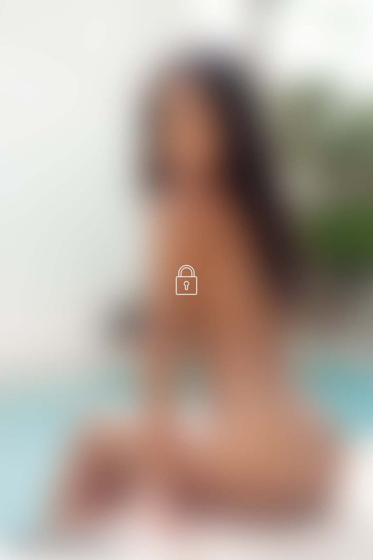 putri cinta 325 photoset 0037 BLUR
