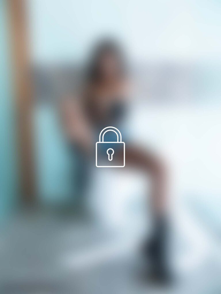 putri cinta 386 photoset 005 BLUR
