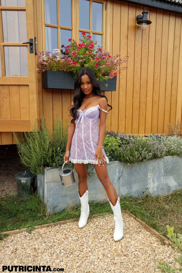 putri cinta 389 photoset 0010 2YC1LVqU