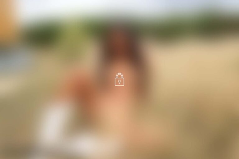 putri cinta 389 photoset 0026 BLUR