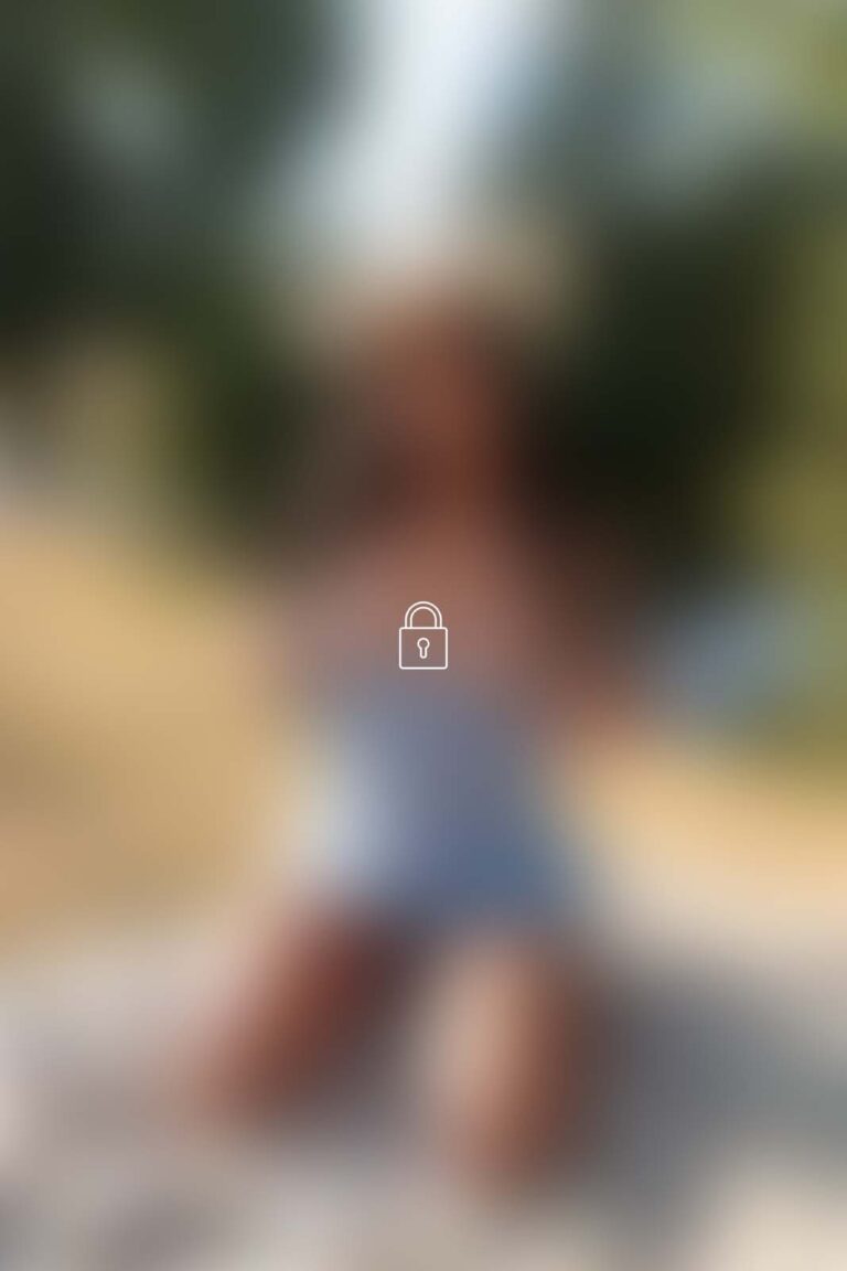 putri cinta 393 photoset 0038 BLUR