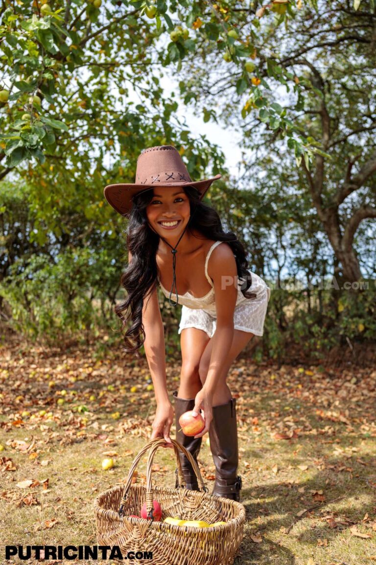 putri cinta 399 photoset 0018 32iLQHoS