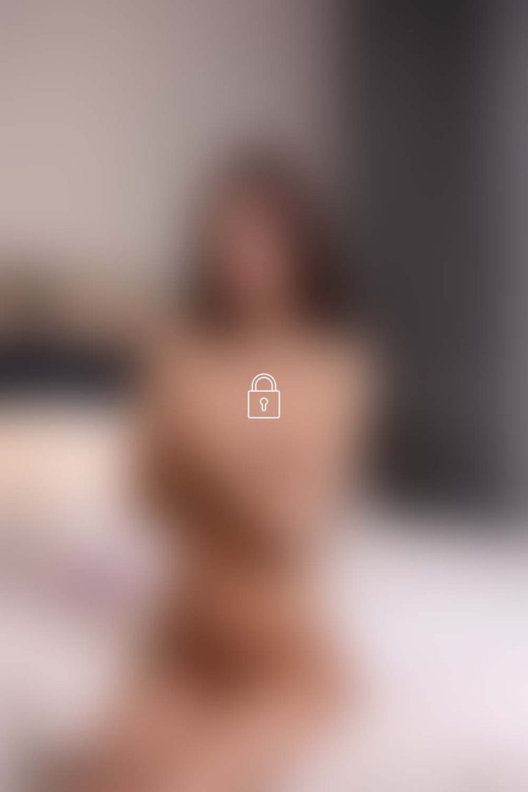 putri cinta 400 photoset 0050 BLUR