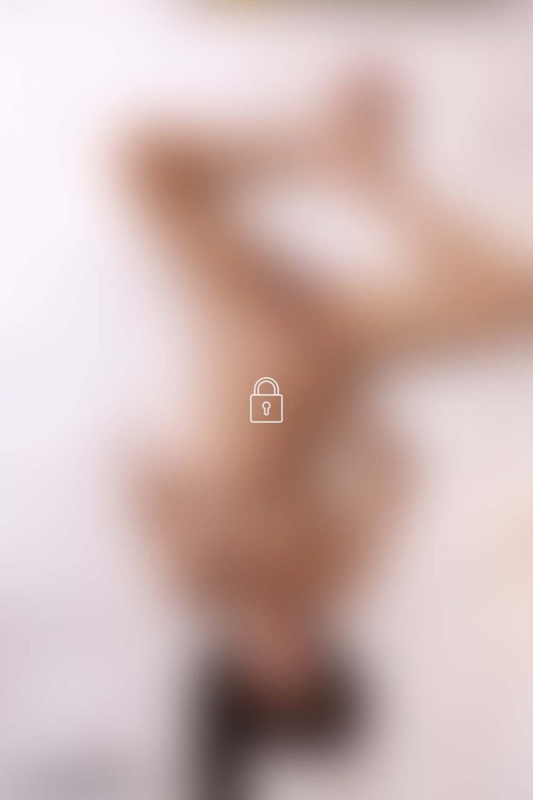 putri cinta 400 photoset 0064 BLUR