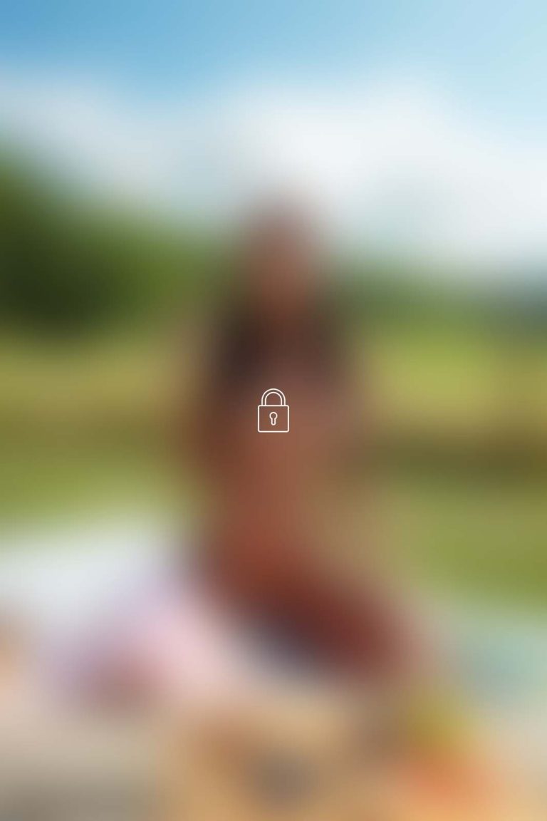 putri cinta 401 photoset 0026 BLUR