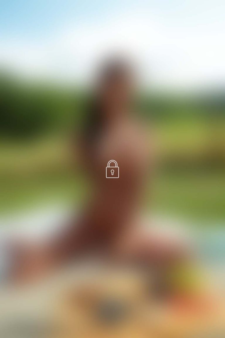 putri cinta 401 photoset 0029 BLUR