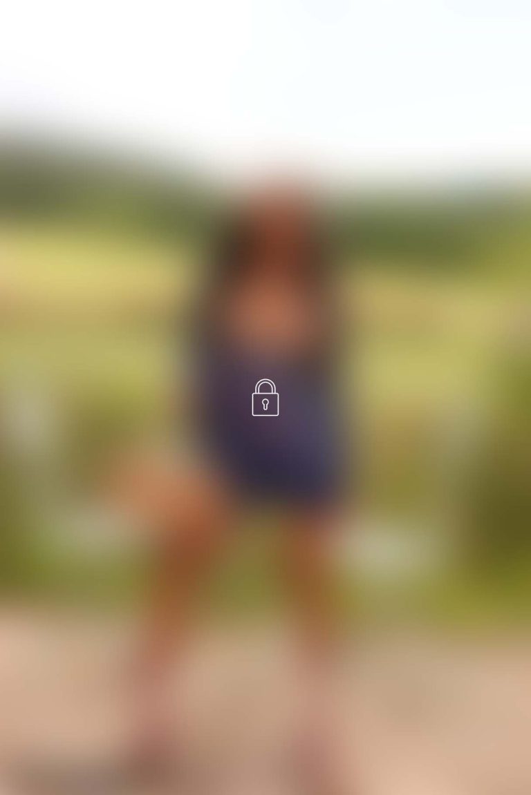 putri cinta 412 photoset 0021 BLUR