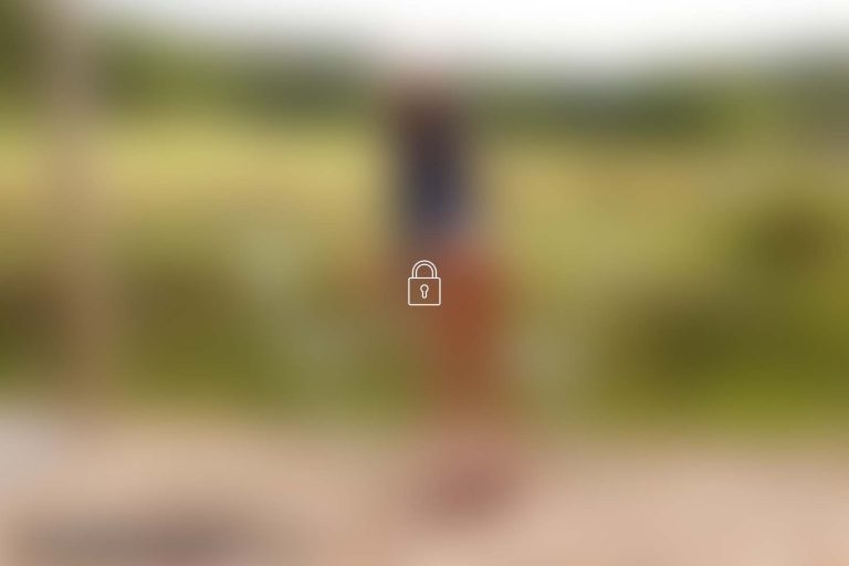 putri cinta 412 photoset 0027 BLUR