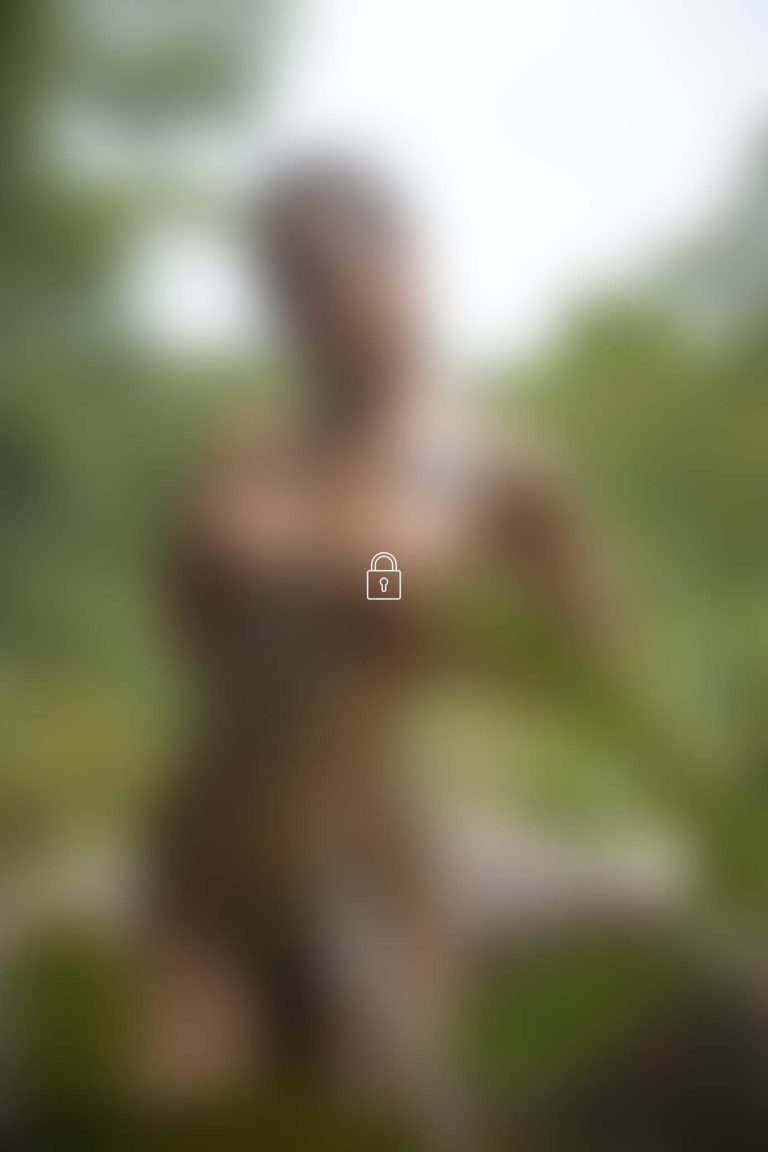 putri cinta 423 photoset 0021 BLUR