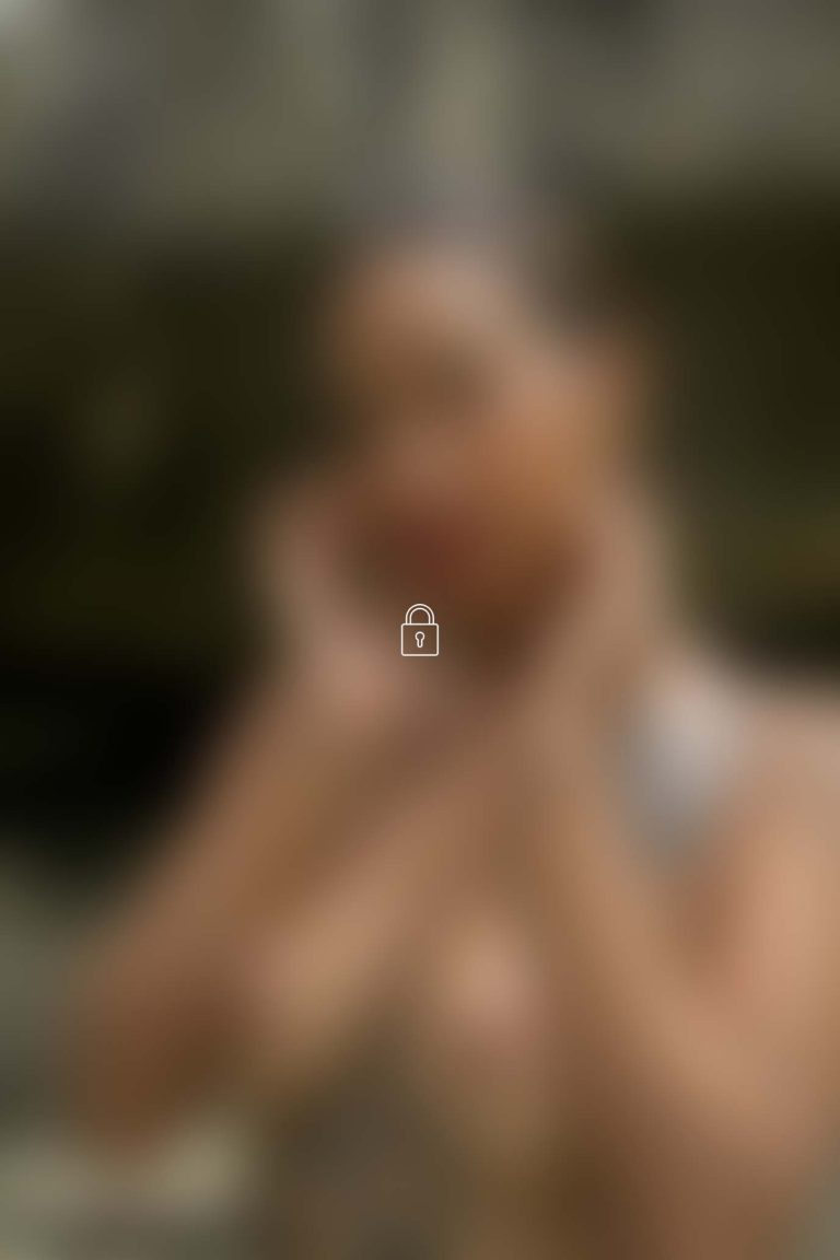 putri cinta 423 photoset 0027 BLUR