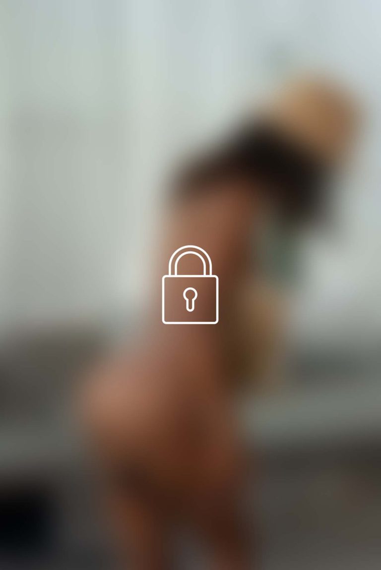 putri cinta 425 photoset 0039 BLUR